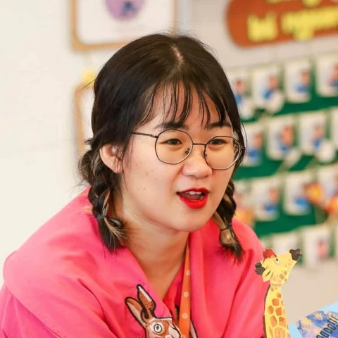 Biên tập viên Bảo Bình